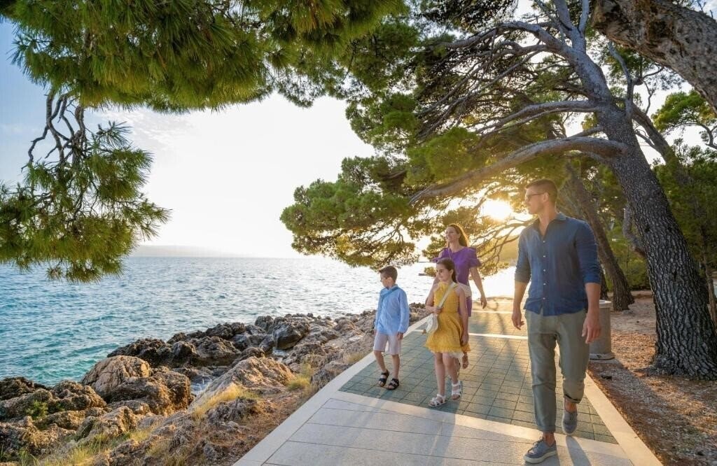 Фото Bluesun Hotel Marina 4*