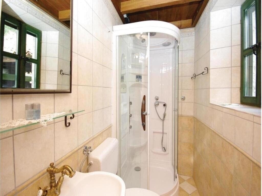 Фотография Holiday House Brela 3*