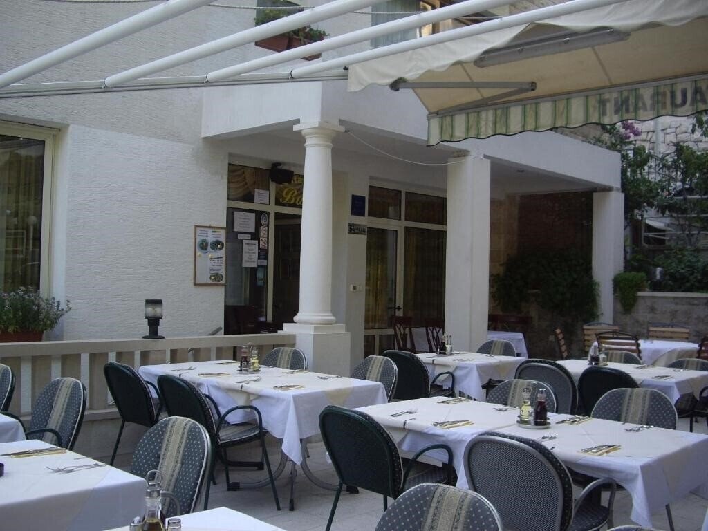 Фото Villa Petra 3*