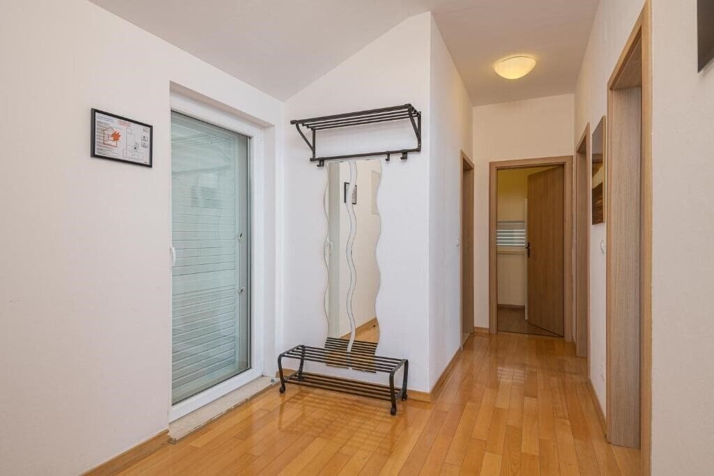 Фото Apartments Didan 3*