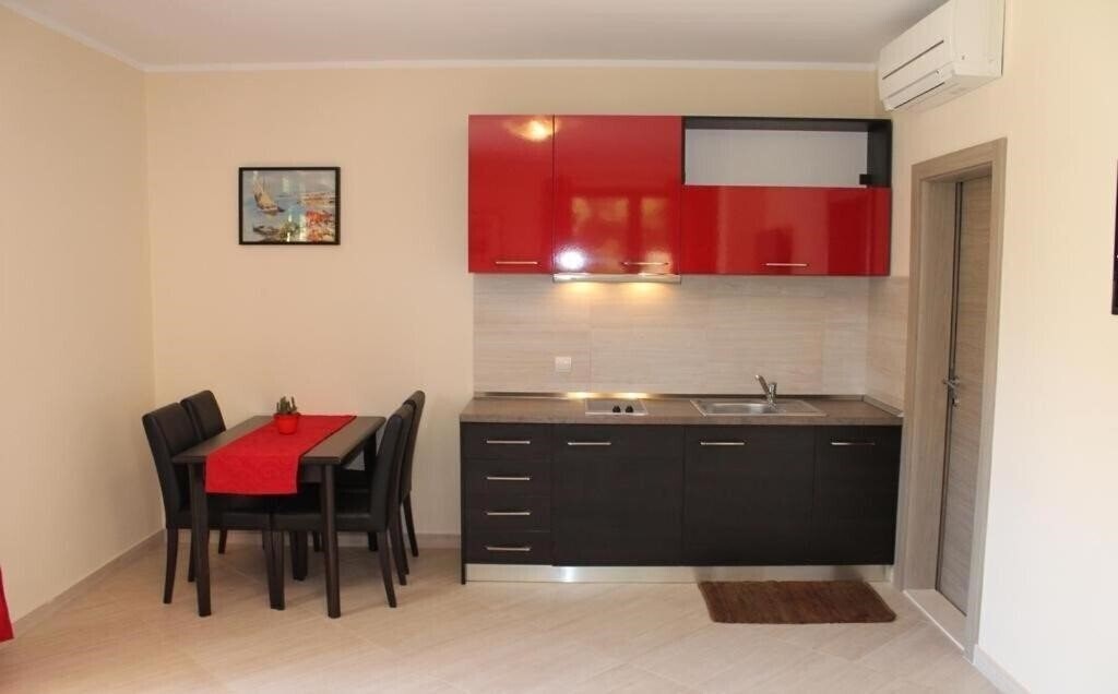 Картинка Logos Apartments 3*