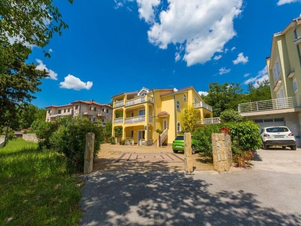 Картинка App Artan 3*