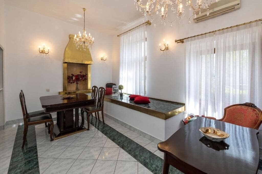 Фотография Villa Kastello 4*