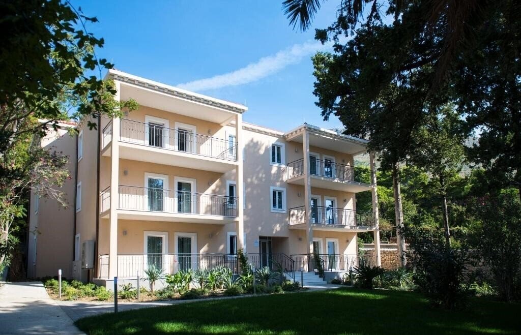 Фото Maistra Select Villas Srebreno 4*