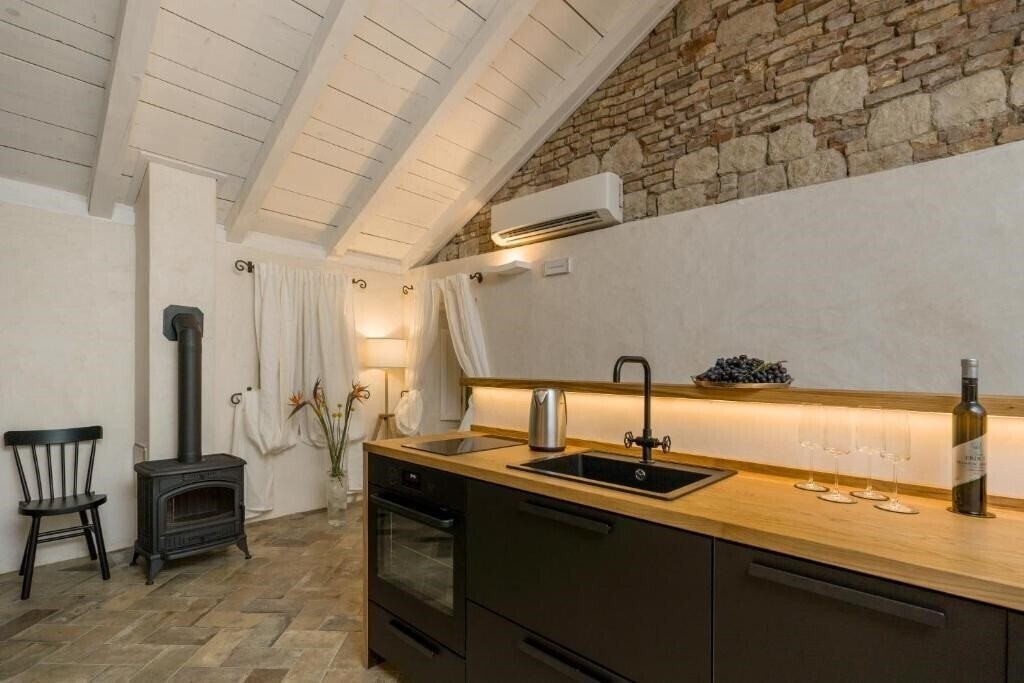 Фотография Apartment House Lina 3*
