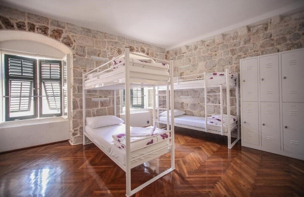 Зображення Angelina Old Town 2*