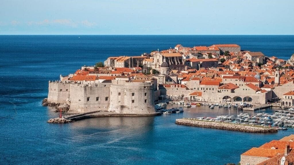 Готель Apartments Peppino Old Town 3*