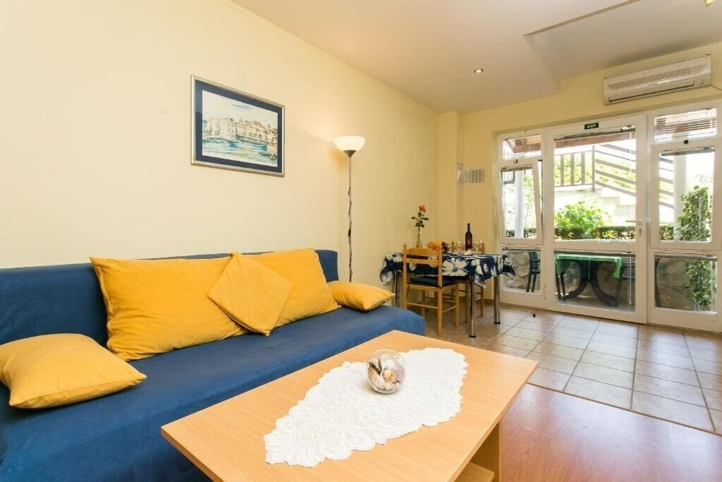Фотографія Apartments Radic 3*