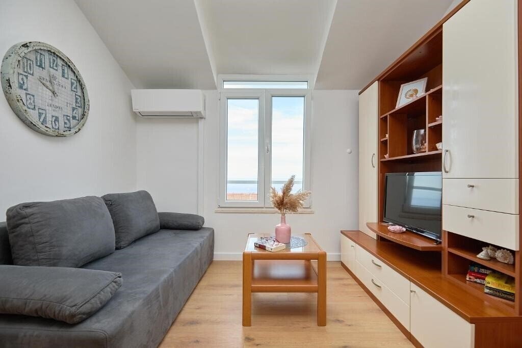 Картинка Bahari Apartment 3*