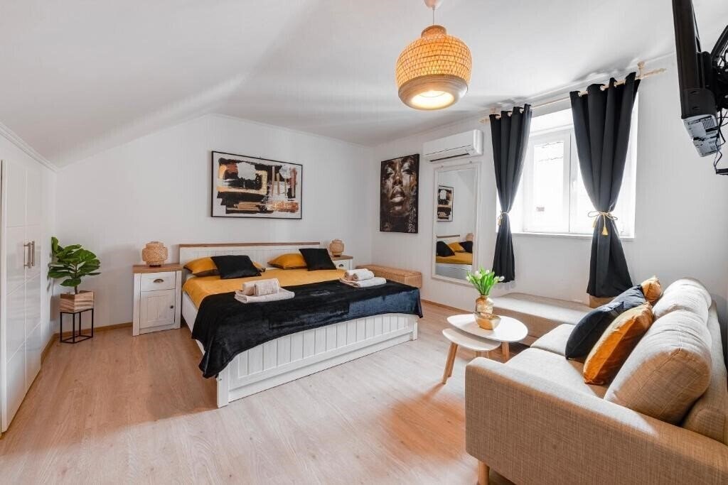 Фото Apartment Ira (Adults Only) 3*