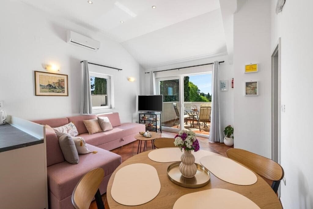 Картинка Villa Elly 3*