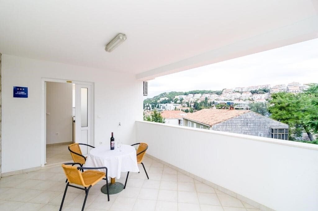 Фотографія Nikola Apartments 4*