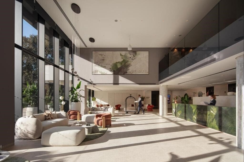Готель Hotel Sumratin 5*