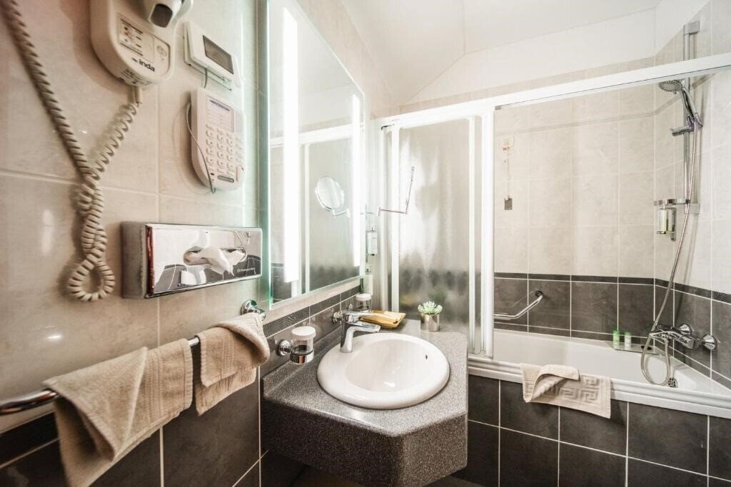Фотографія Boutique Hotel Kazbek 5*
