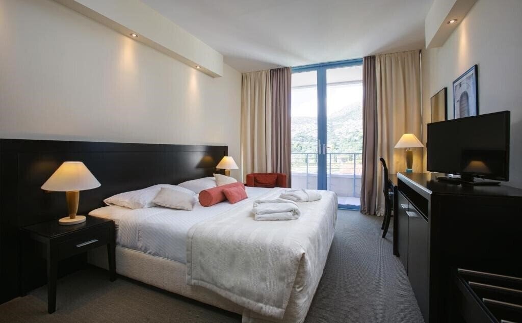 Фото Admiral Hotel 5*