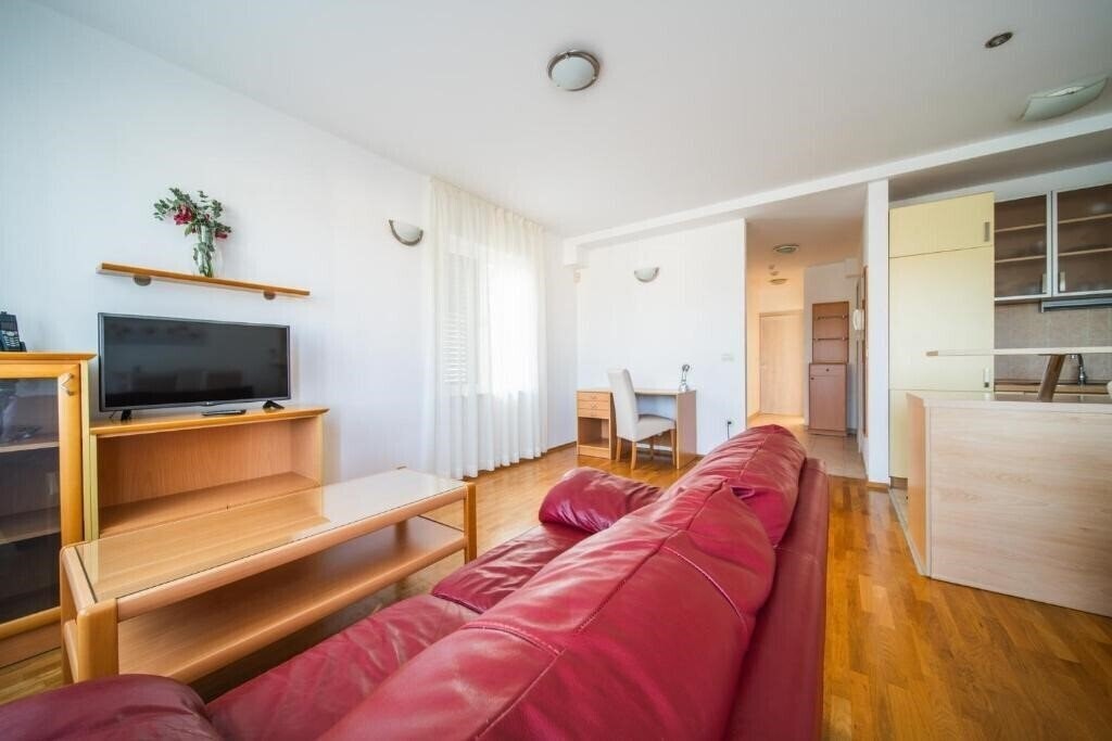 Фотографія Pervanovo Apartments Apart 4*