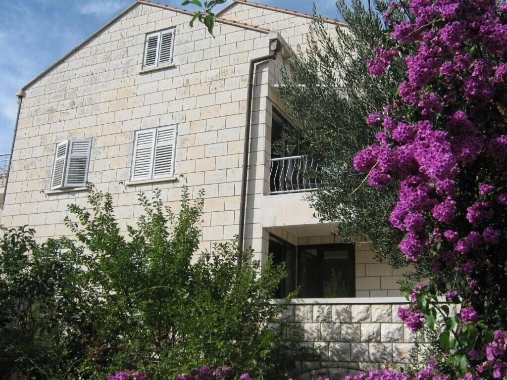 Картинка Apartments & Rooms Artemida 3*