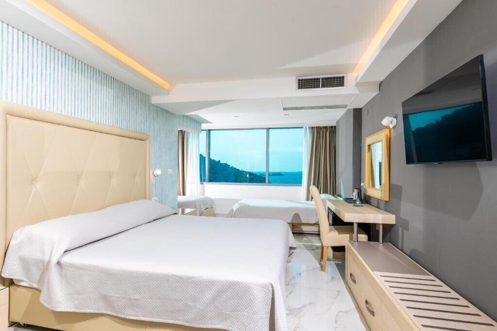 Фото Grand Hotel Park 4*