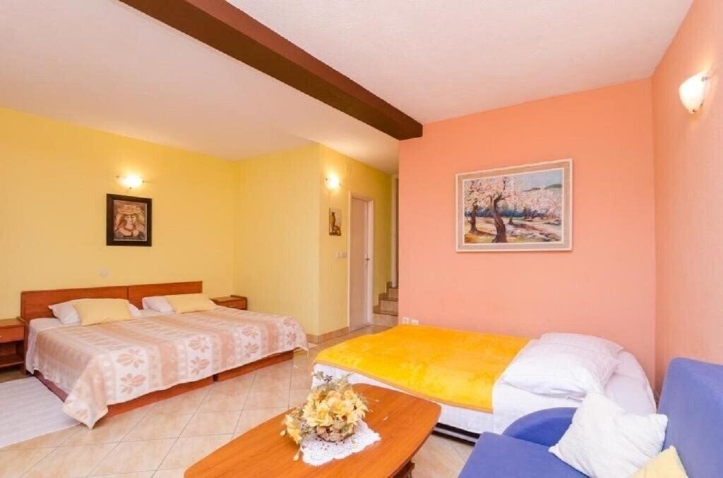 Фото Apartment Oli 3*