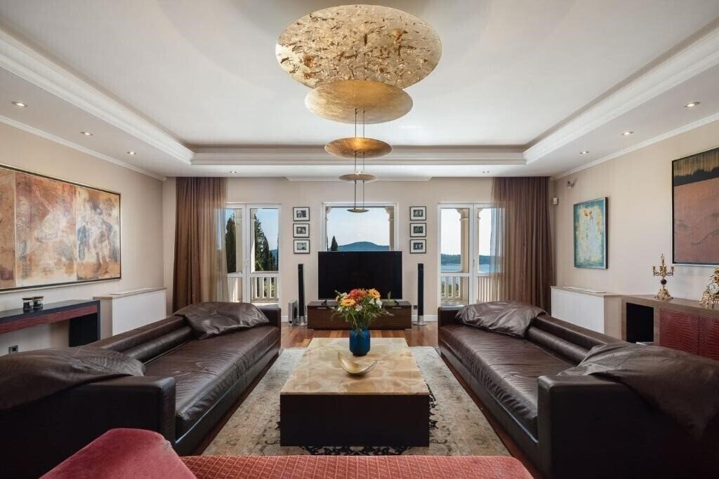 Изображение La Villa House 3*