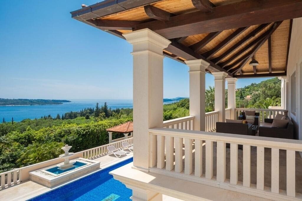 Картинка La Villa House 3*
