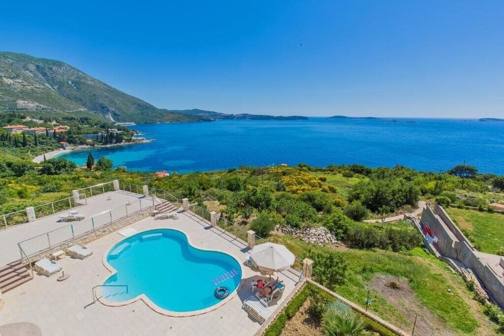 Отель Marnic Apartments 3*