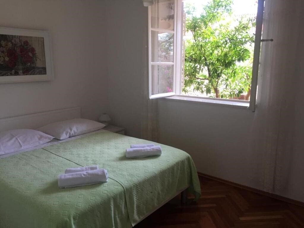 Фото Apartments Dubcic 3*