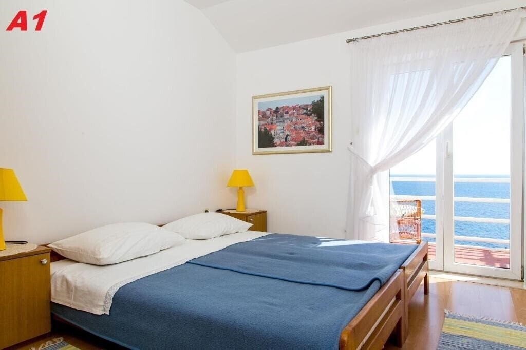 Фото Apartments Mare 3*