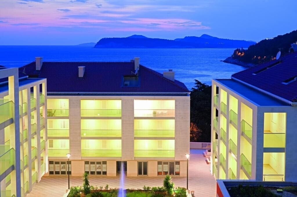 Готель Dubrovnik Luxury Residence  L'Orangerie 4*