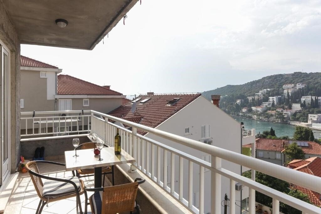 Готель K-Apartments 3*