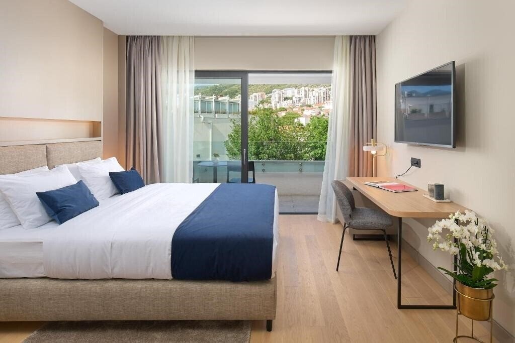 Готель Porto 4*