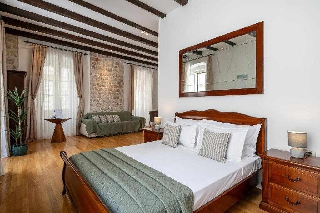 Отель Blasius Residence 4*
