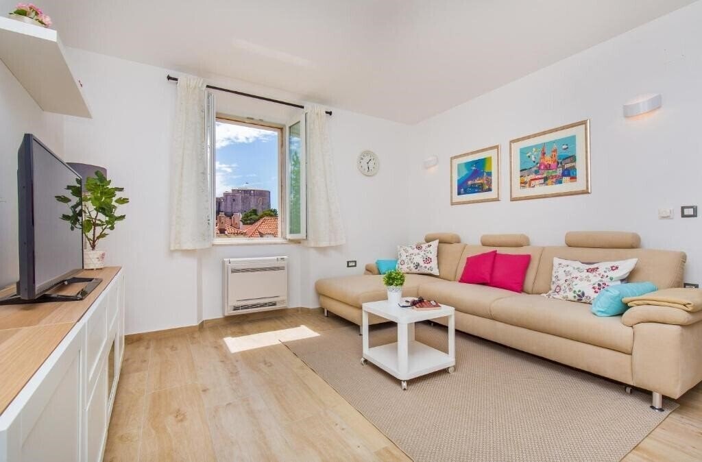 Отель Porta Apartments by Irundo 3*