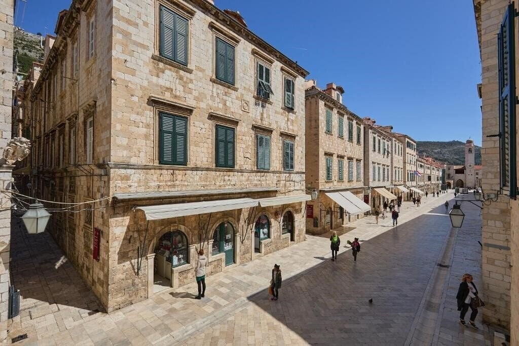 Готель Bota Palace 4*