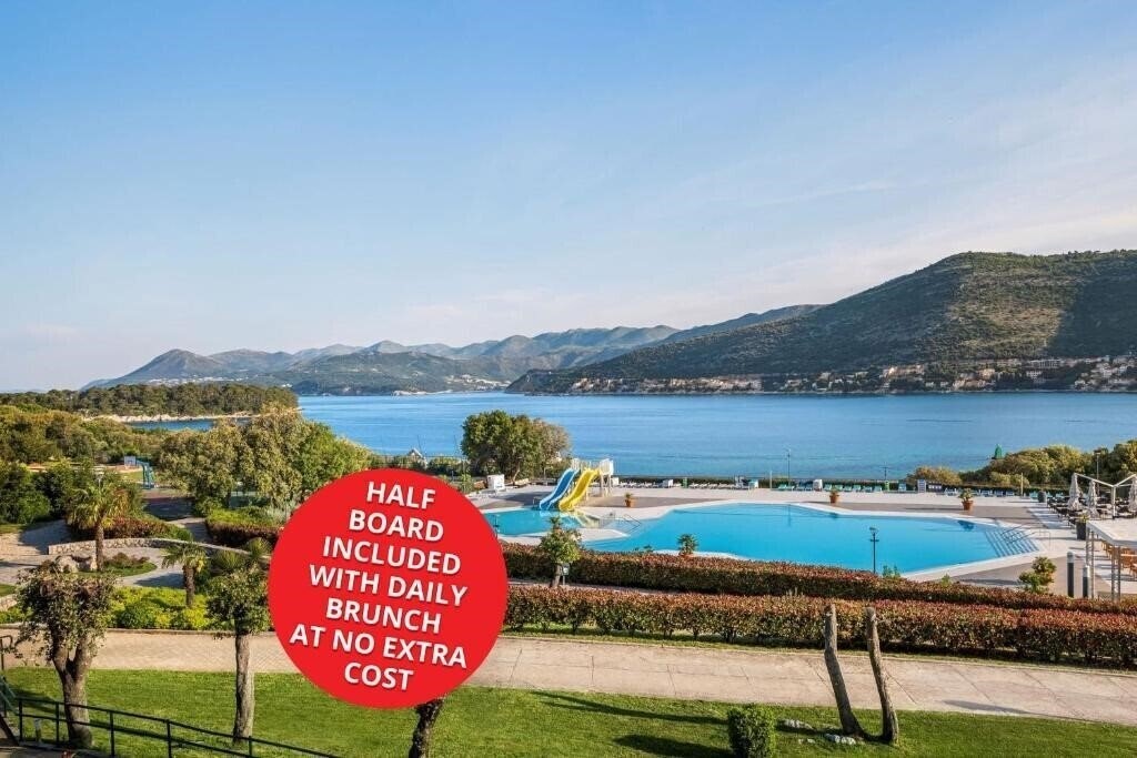 Фото Valamar Club Dubrovnik 3*