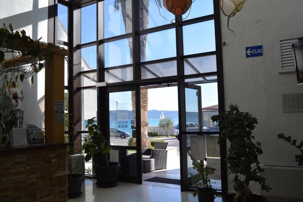 Отель Baletna Skola Hotel 3*