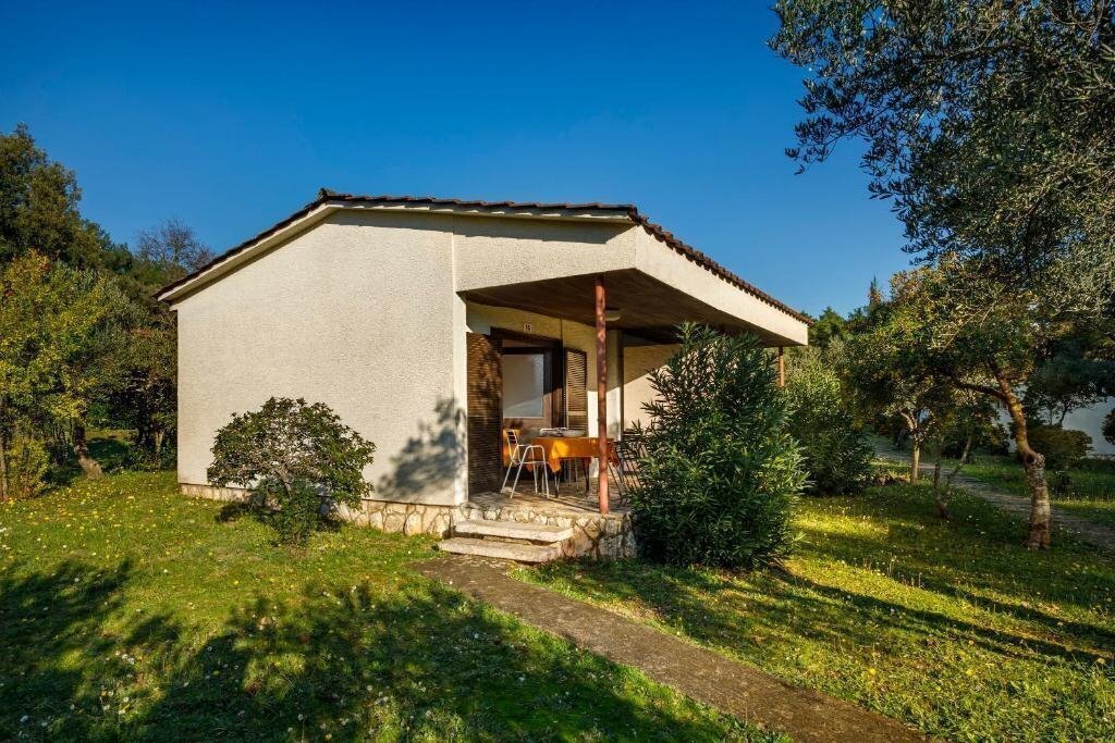 Готель Helios Sunny Apt By Valamar 2*