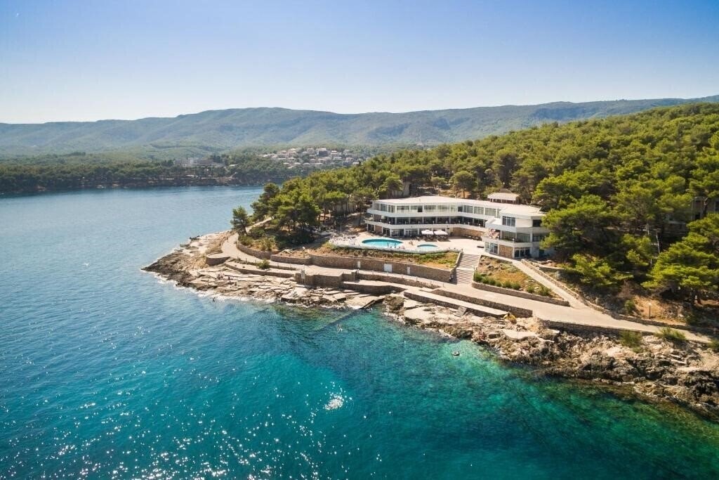 Отель Adriatiq Fontana Hotel Apartmani 4*