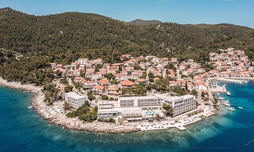 Отель Aminess Lume Hotel (ex. Feral Hotel) 4*