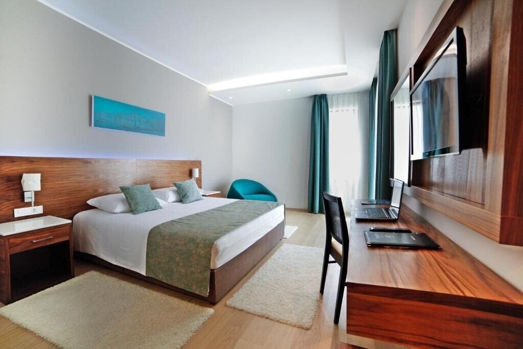 Фото Hotel Korsal 4*