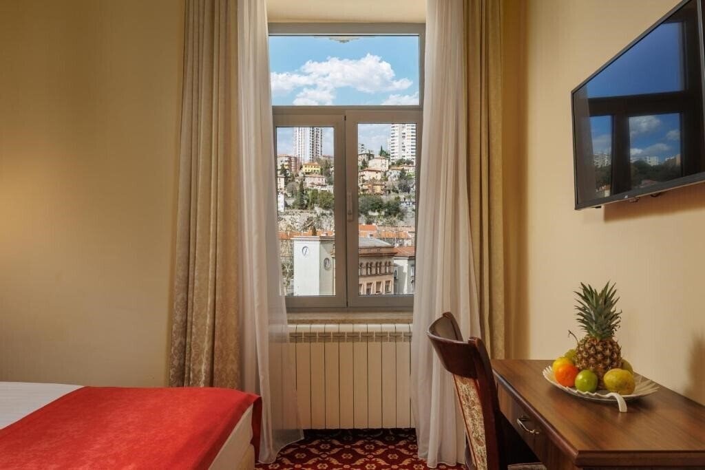 Фотографія Continental 3*