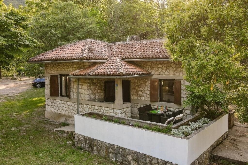 Готель Campsite & Holiday Resort Medveja 3*