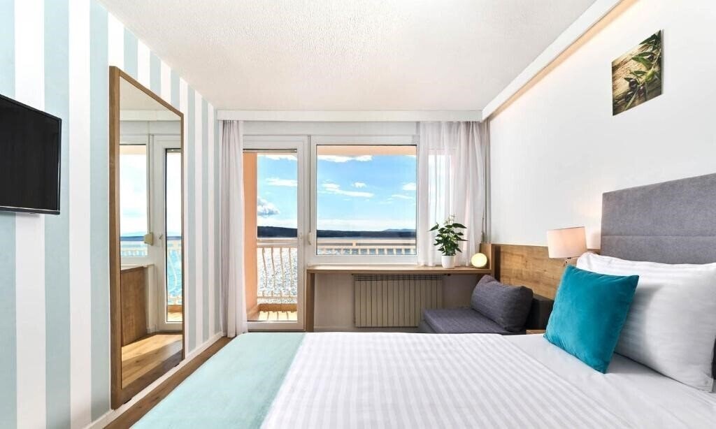 Фото Mediteran (Crikvenica) отель без категории