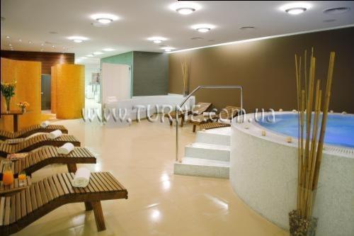 Фотографія Bristol 3*