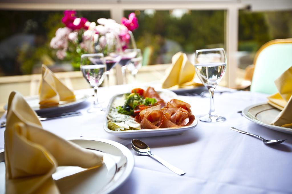 Отель Rivijera 2*