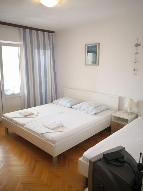 Готель Apartments Villa Brigita 3*