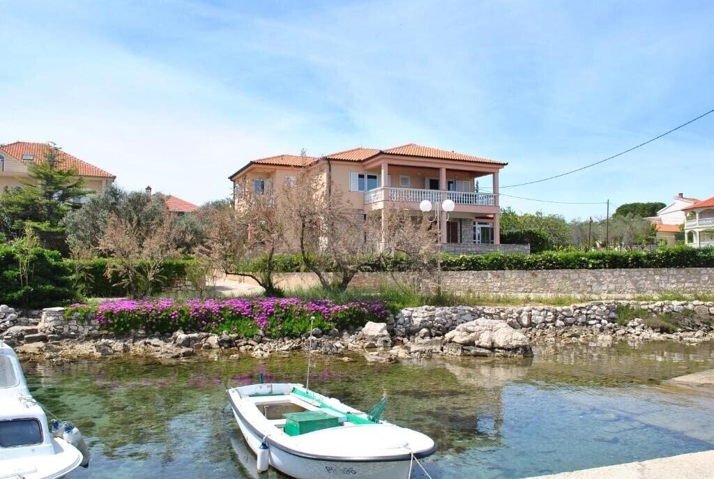 Готель Villa Dragica App 3*