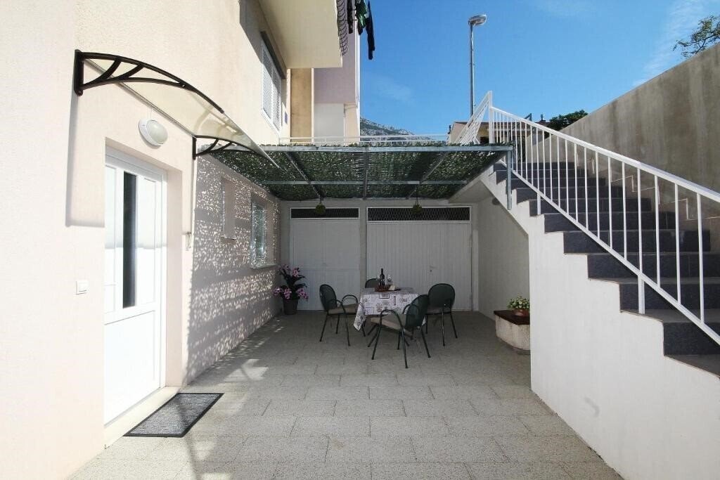 Отель Bozena Apartment апартаменты