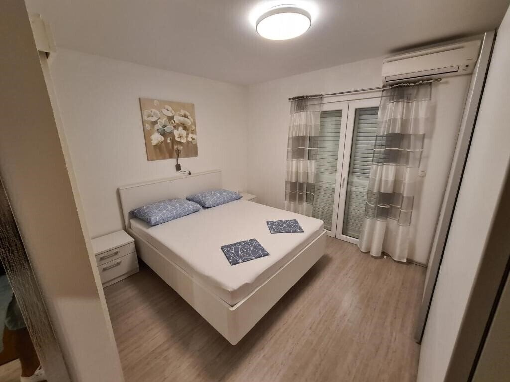 Фото Luetic Villa 3*