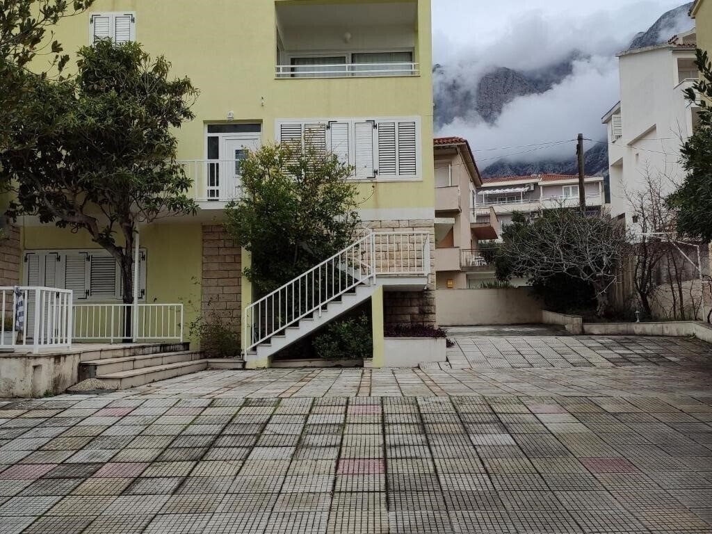 Фото App Ivo 3*